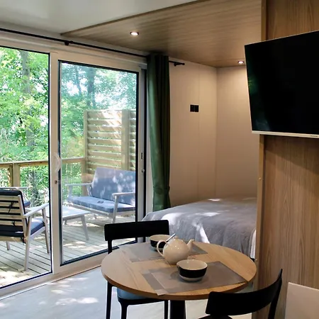 Luxury tent La Bulle Perchee De Chantilly Gouvieux