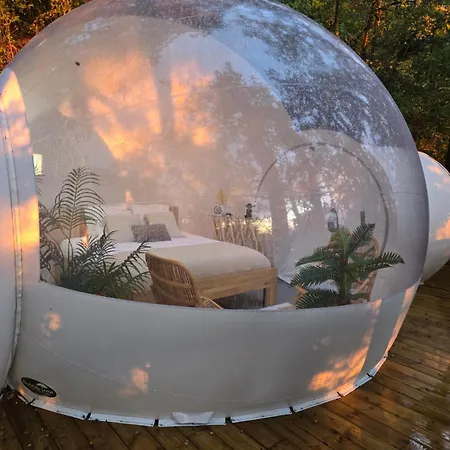La Bulle Perchee De Chantilly Luxe tent *